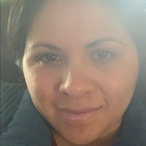 Meet your Posher, Elena